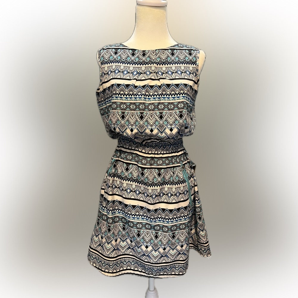 Feathers Geometric Patterned Mini Dress - Black, Blue, White